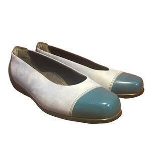 SAS Shoes Coco Slip on Loafer Ballet Flat Cap Toe Blue Two Tone Womens 8.5 M